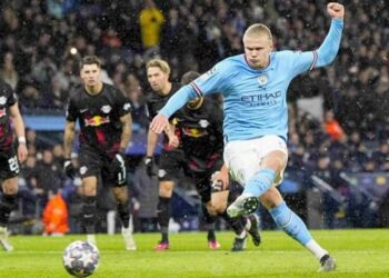 Erling Haaland scores five as City cruise into quarter-finals