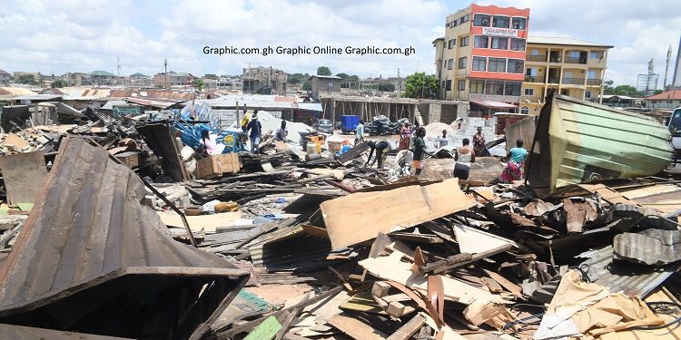 Buildings of ‘Illegal occupants’ around Kawukudi central Mosque demolished