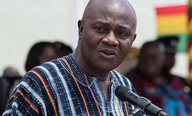 Akufo-Addo nominates 2 as M/DCEs