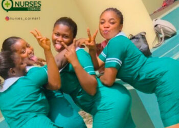 Some residents at Amasaman appeal to GHS to ban the use of mobile phones by nurses during working hours