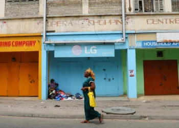 ‘Ghana beyond aid’ no longer: West Africa’s former model student forced to turn to IMF