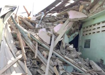 3-Storey building collapses at Winneba “5 Escape unhurt”
