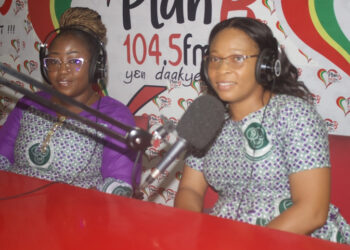 Stop tampering your ears with ear buds and other objects – Public cautioned