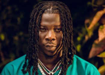 Stonebwoy and his team robbed after diamond shopping in renowned US store, reports