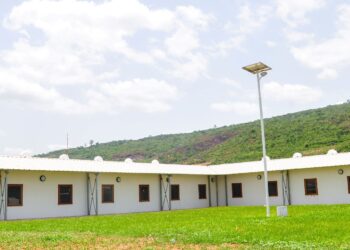 Thief Poses As Doctor, Steals Electronics From Dodowa Government Hospital Emergency ward