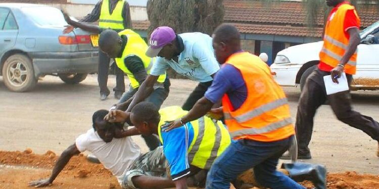 Instant Justice: Report suspect to Police instead of taking the law into your hands – Public Advised