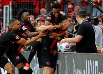 Bayer Leverkusen win first Bundesliga title