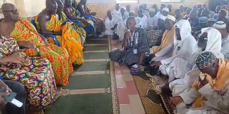 Agona Kwanyako chief calls for peace between Muslims, Christians after clash