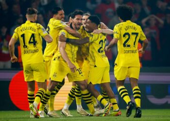 Borussia Dortmund beat PSG to reach Champions League final