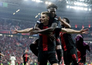 Bayer Leverkusen set European record with 49th straight match without defeat, advance to Europa League fina