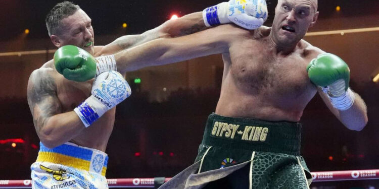 Usyk defeats Fury to become undisputed heavyweight champion