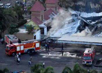 India: Fire at entertainment center leaves several dead