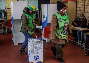 South Africans vote with ANC rule in balance