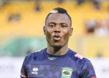 GPL: Kumasi Asante Kotoko part ways with goalkeeper Danlad Ibrahim