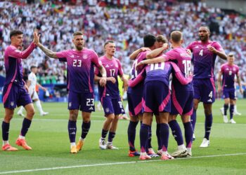 Euro 2024: Germany beat Hungary to qualify for last 16