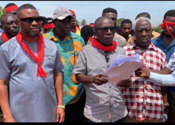 Concerned residents of Tema Community three demonstrate against sale of land [Photos]