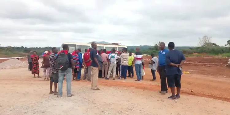 Sunyani Garages protest to demand compensation from Newmont and government for their land use