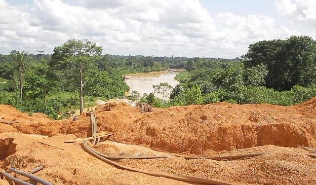 Changfan machine operators “captured” busily operating on River Offin