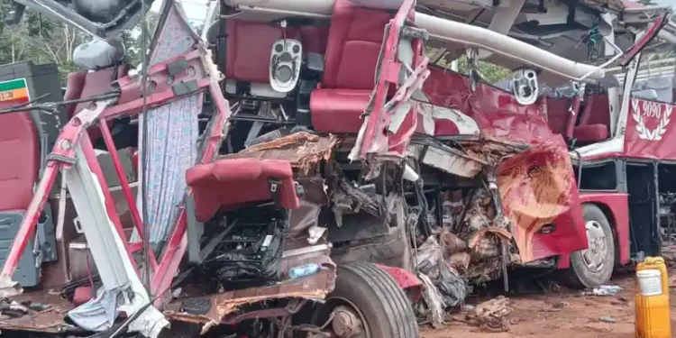 Accident on Accra-Kumasi highway leaves six dead