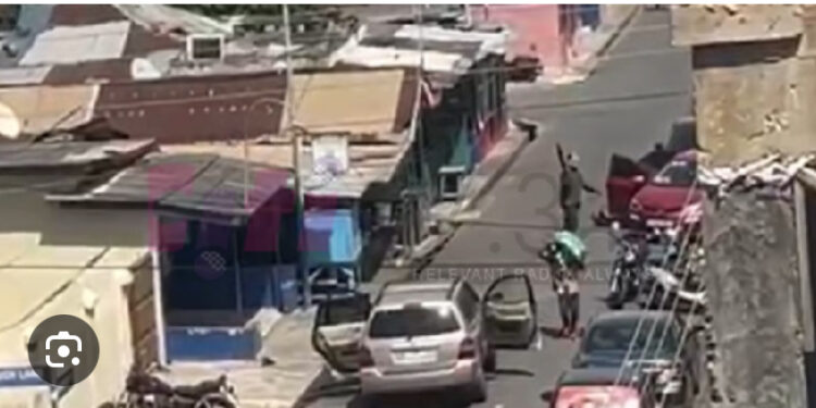 Adabraka: Police on manhunt for armed robbers involved in daylight heist