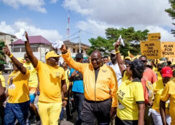 Alan paints Accra Yellow as thousands march through Accra