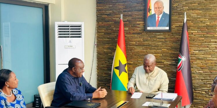 Alan leads Alliance for Revolutionary Change to pay courtesy call on Mahama