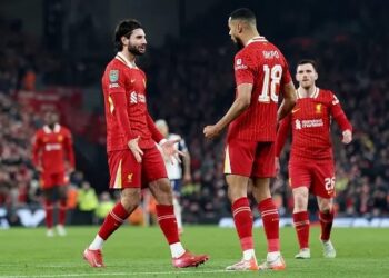 Carabao Cup: Liverpool thrash Tottenham 4-0 to reach finals