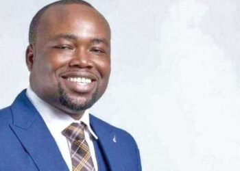 NPP MP Ernest Yaw Kumi ‘runs’ from Parliament amidst court bench warrant