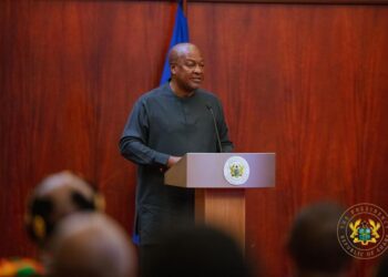 TUC calls on Mahama to halt mass public sector terminations