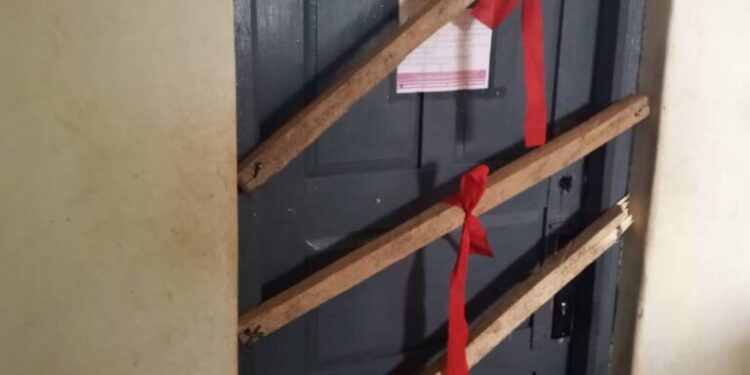 Kadjebi NHIS Scheme Manager’s Office Barricaded By NDC Group