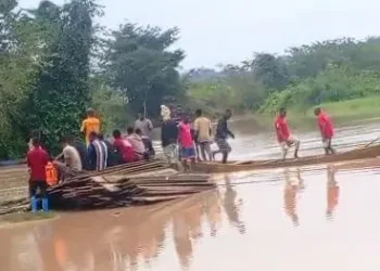 Offin River Canoe Disaster: Bodies Of Missing Men Found, Nigerians Among Survivors