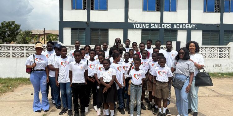 Winners Of Plan B FM’s “Osagyefo Day Out” Enjoy Educational Trip To Tema Naval Base