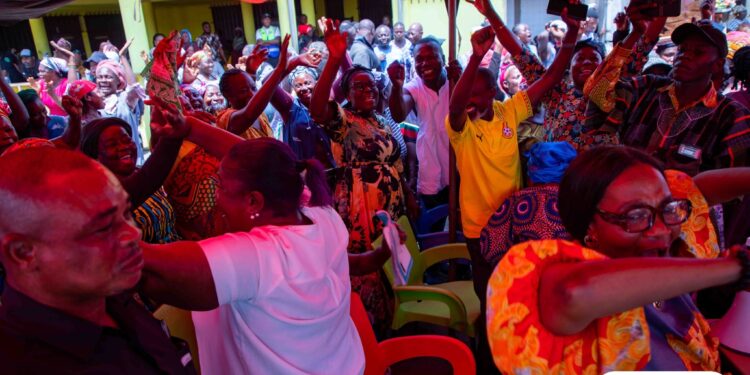 Traders jubilate as Regional Minister directs AMA to take over Makola No. 2 market