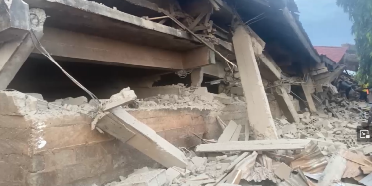 Storey building collapses in Accra New Town, people feared trapped