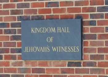 Jehovah’s Witnesses relax rules on blood transfusions