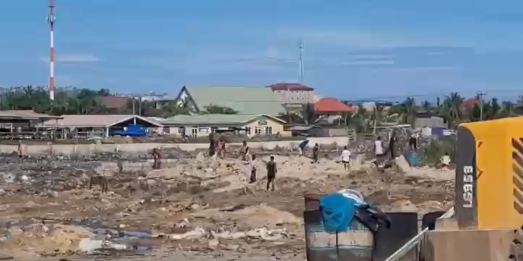 Several shops demolished at Kasoa New Market for 24-Hour Economy project