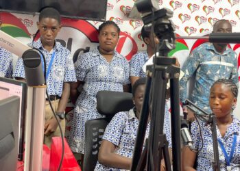 Tema pupils engage in civic education dialogue on safe and responsible internet use