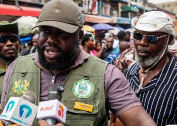 Accra Mayor offers GH¢200 reward for reporting littering, illegal dumping