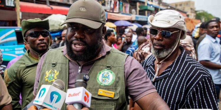 Accra Mayor offers GH¢200 reward for reporting littering, illegal dumping