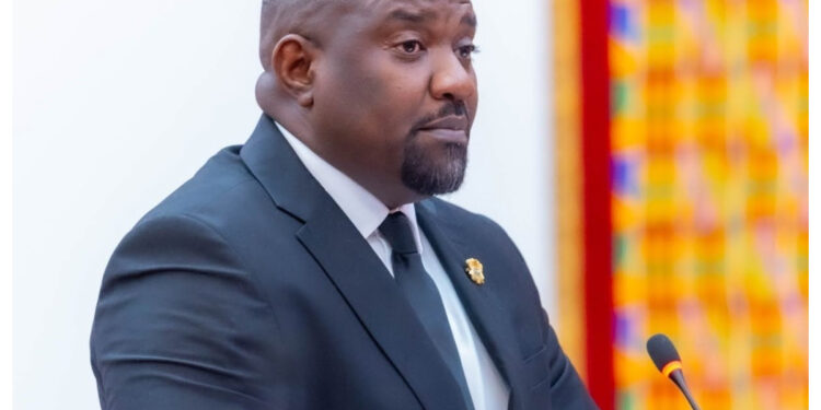 Government moves to support Atebubu-Amantin farmers with input distribution and expanded grain purchases