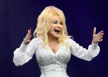Trump mourns Dolly Parton, orders US flags lowered to half-mast
