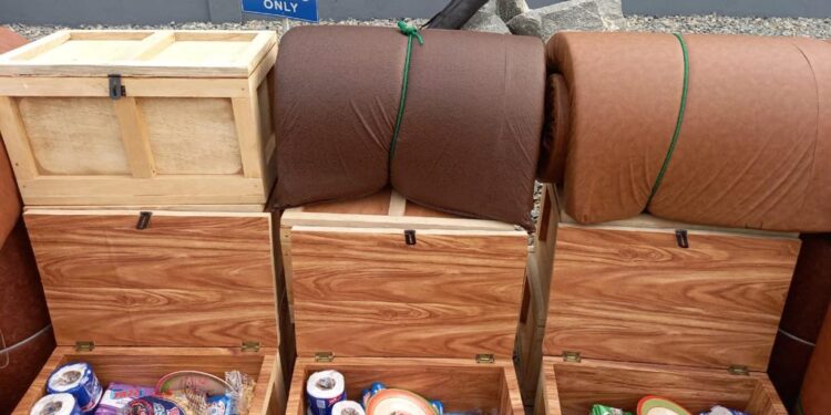 Carpenters urged to explore alternative materials for students’ chop boxes